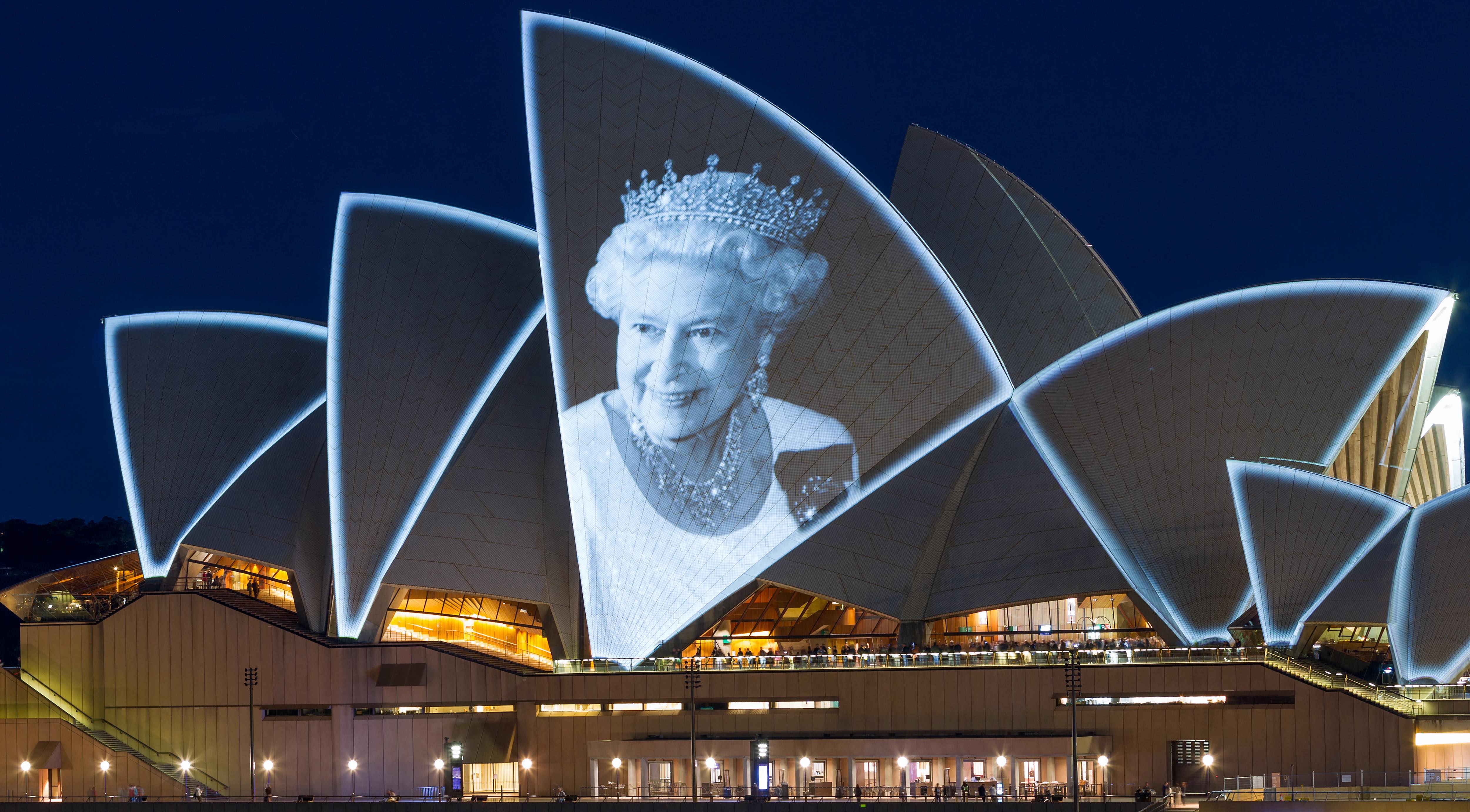 Queen Elizabeth II Has A Secret Letter That Can t Be Opened Until The 
